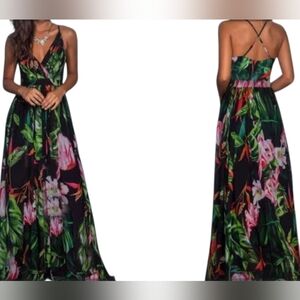 Boutique Floral Maxi Dress – Elegant Open Back – Black Tropical Print. Size M.